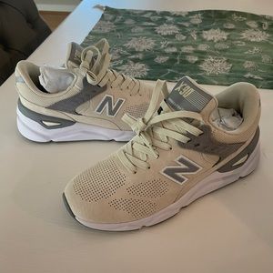 New balance x-90 beige sneakers